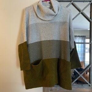 LOFT Gray and Green Colorblock Cowl Neck Sweater